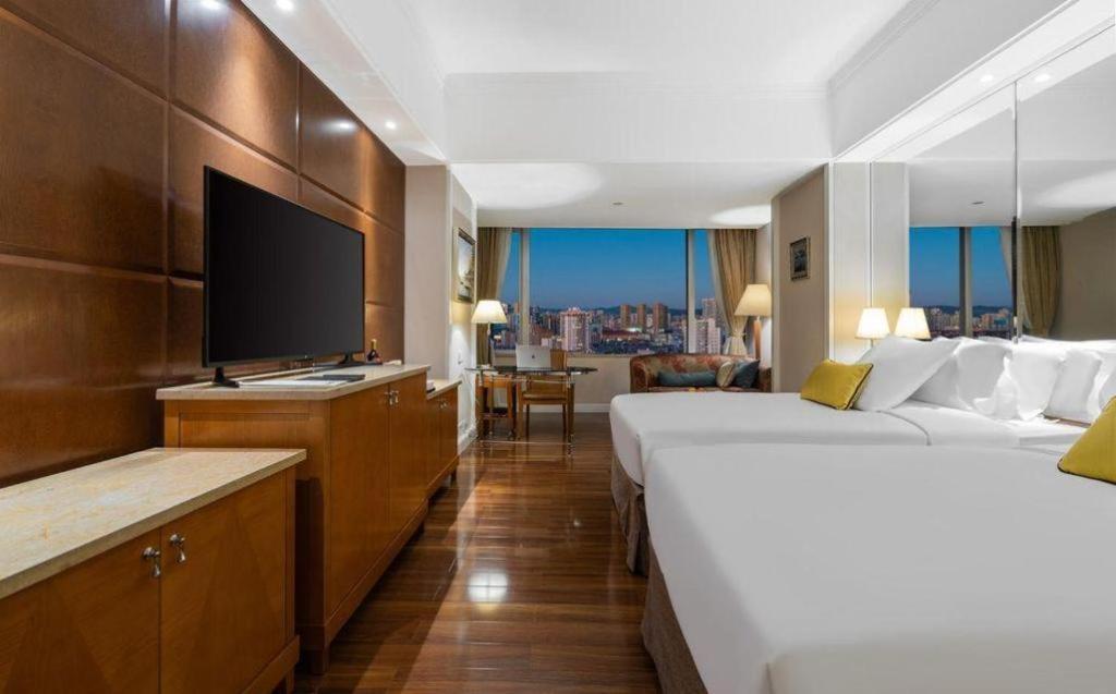 Kai Wah Plaza International Hotel Kunming Exterior photo